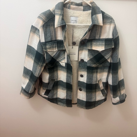 Love Tree Plaid Jacket with Faux Fur Lining NWT size small - Picture 6 of 8